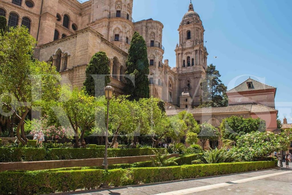 Apartament Inviting Duplex In Front Of Picasso Museum By Rems Malaga Zewnętrze zdjęcie