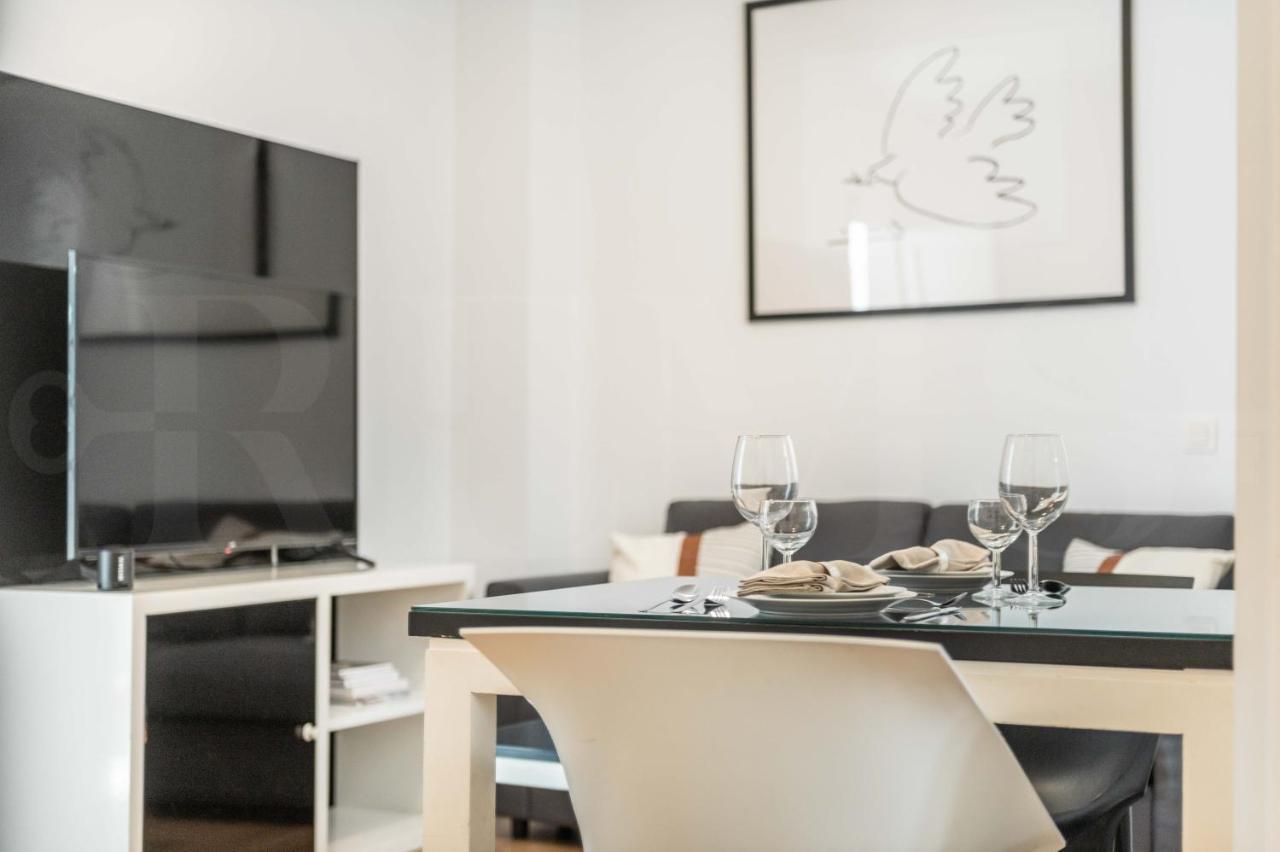 Apartament Inviting Duplex In Front Of Picasso Museum By Rems Malaga Zewnętrze zdjęcie