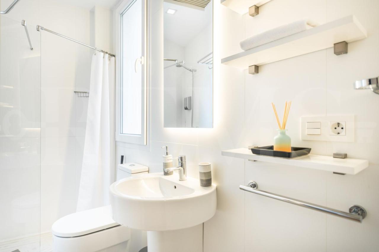 Apartament Inviting Duplex In Front Of Picasso Museum By Rems Malaga Zewnętrze zdjęcie